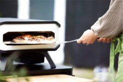 Cozze 13“ Pizzaofen Mit Pizzastein Elekt. 2200 Watt -CAFIRO Verkaufsgeschäft 075bcd35fc5da6401b92c12c9cee37c8