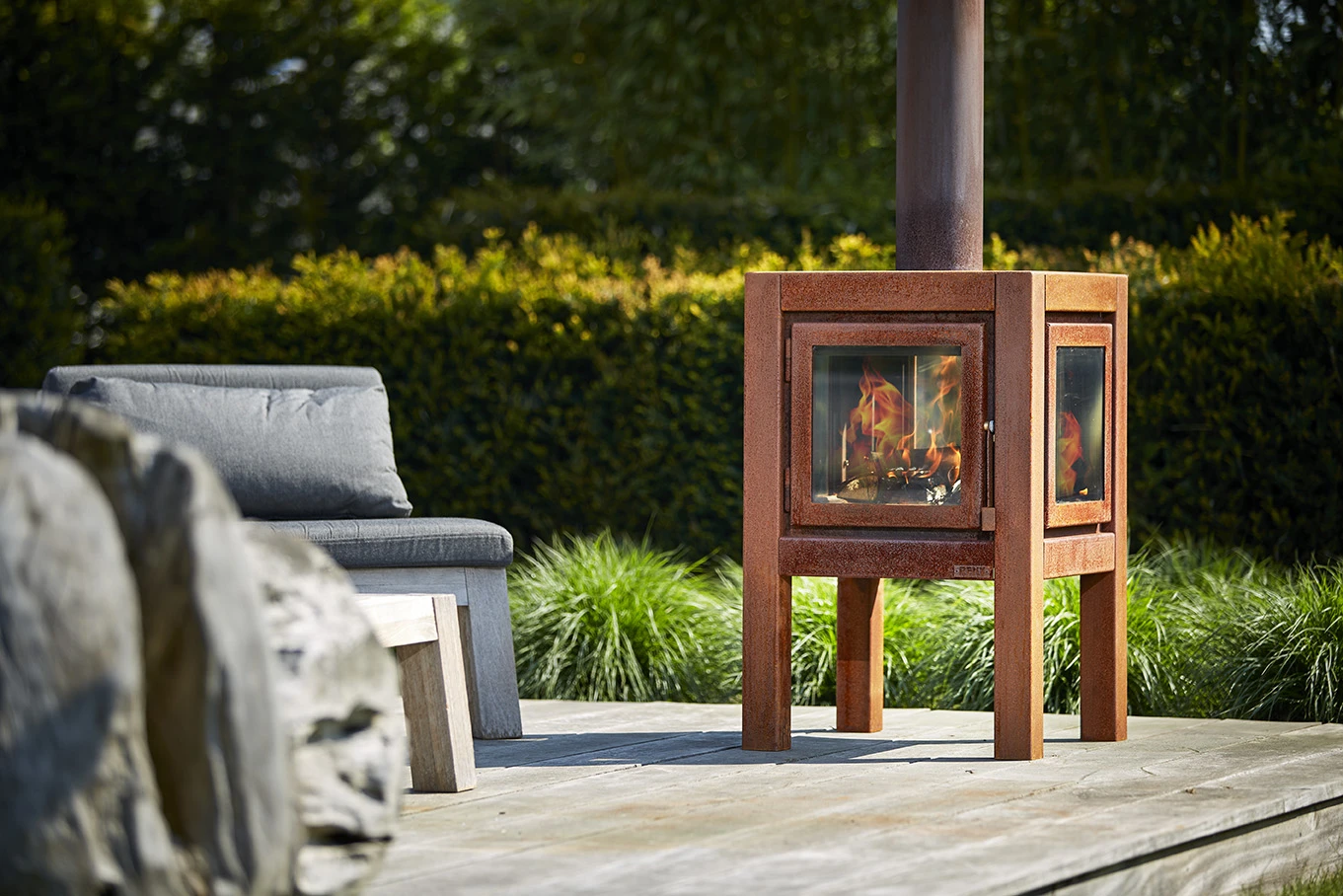 Terrassenkamin Cortenstahl RB73 QUARUBA L – Ungerostet 11 Terrassenkamin Cortenstahl RB73 QUARUBA L – Ungerostet – Bild 11