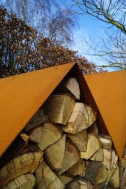 Holzlager Cortenstahl RB73 BRUGES -CAFIRO Verkaufsgeschäft Wood20Storage20detail2007